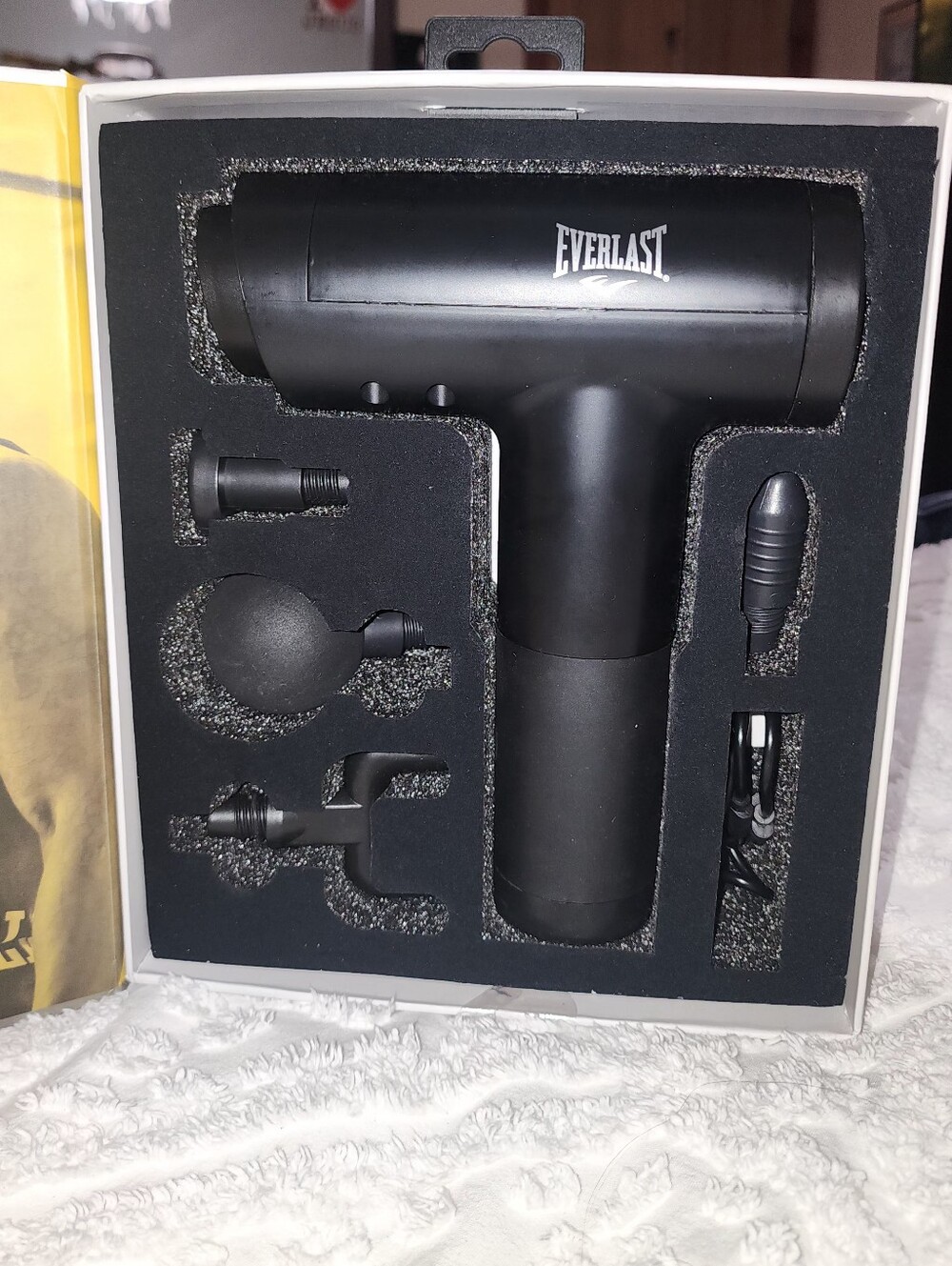 Everlast Black Deep Muscle Percussion Therapy Massage Gun - Picture 8 of 10